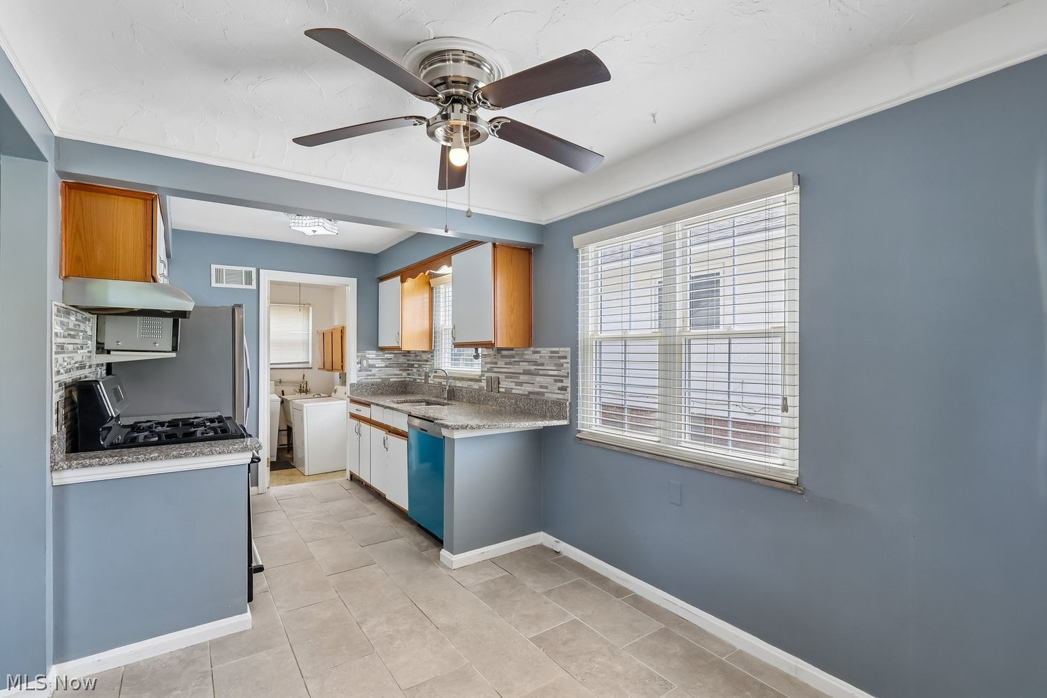 4019 W 220th Street Fairview Park OH 44126