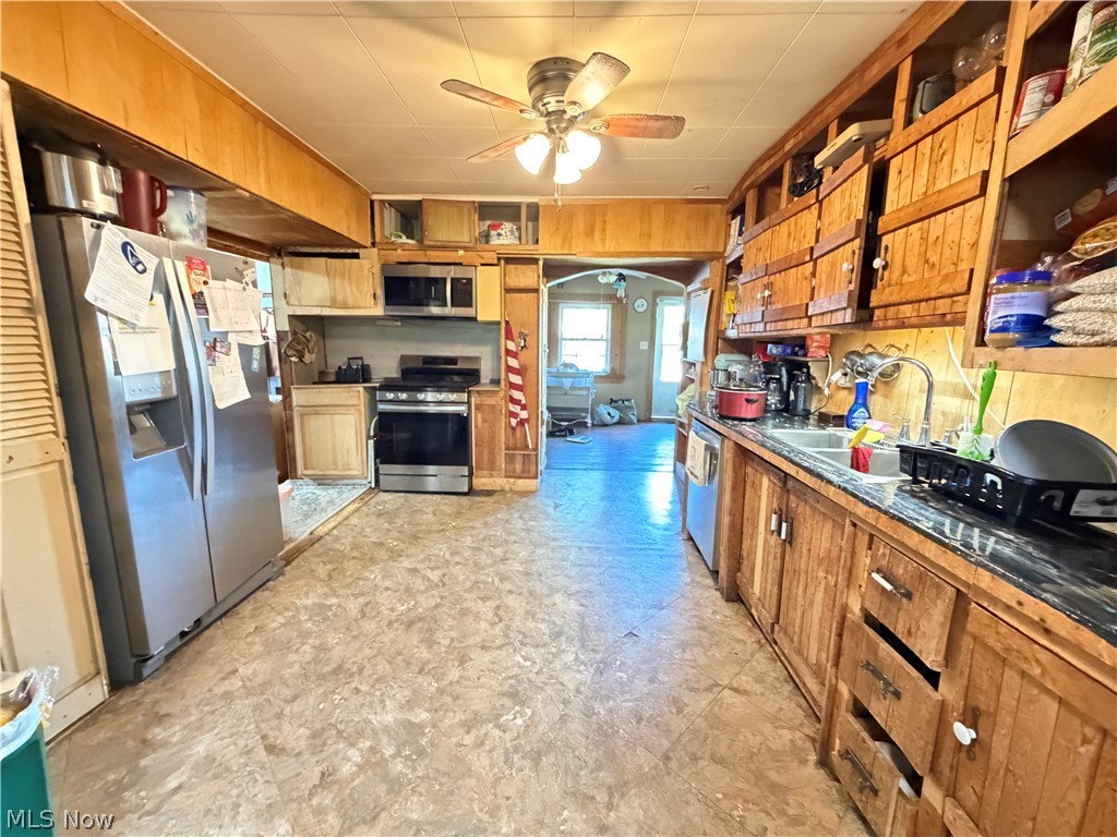 267 Stonecreek Road SW New Philadelphia OH 44663