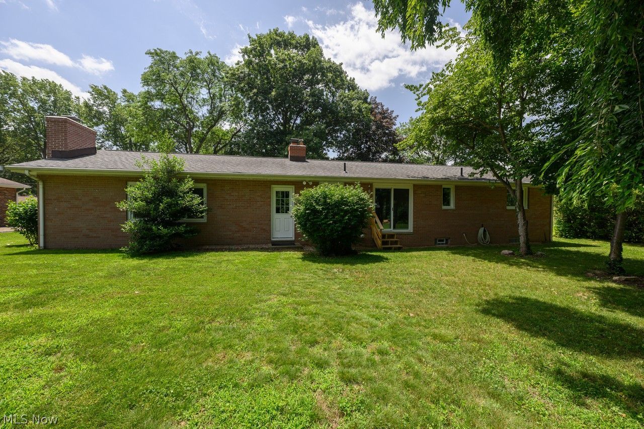 7301 Knight Street NW Massillon OH 44646