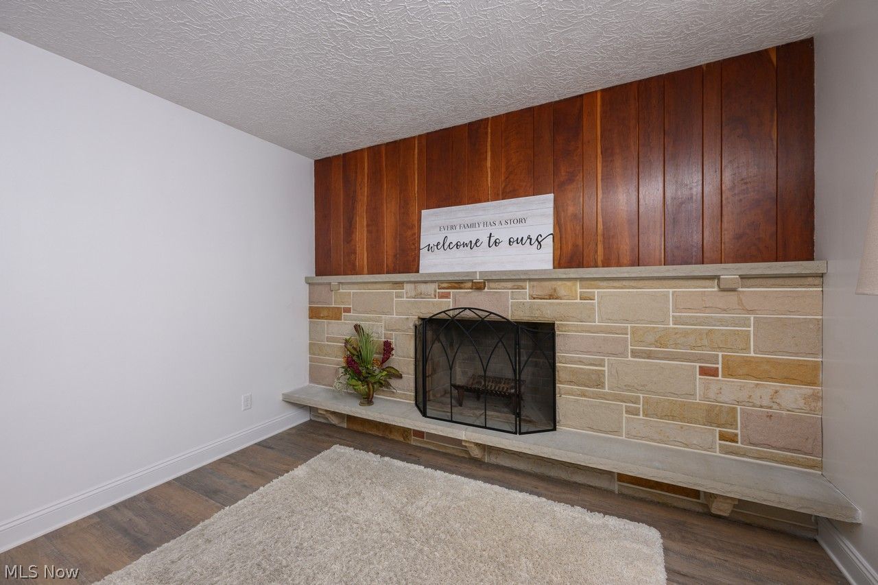 7301 Knight Street NW Massillon OH 44646