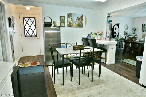 230 High Avenue Niles OH 44446