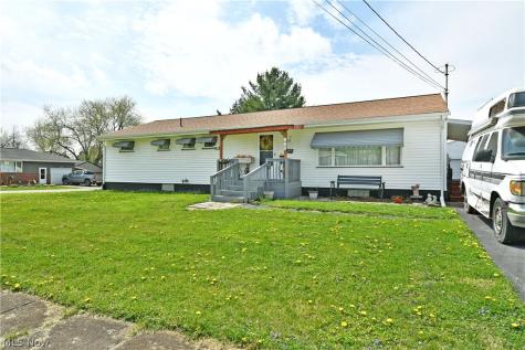 230 High Avenue Niles OH 44446