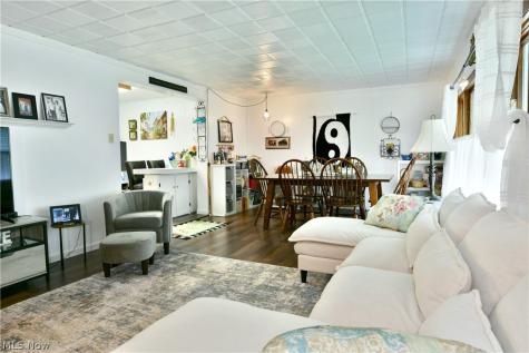 230 High Avenue Niles OH 44446