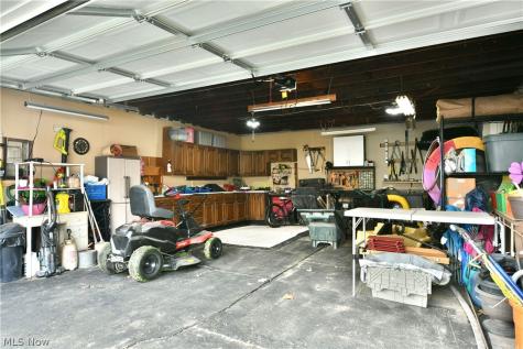 230 High Avenue Niles OH 44446