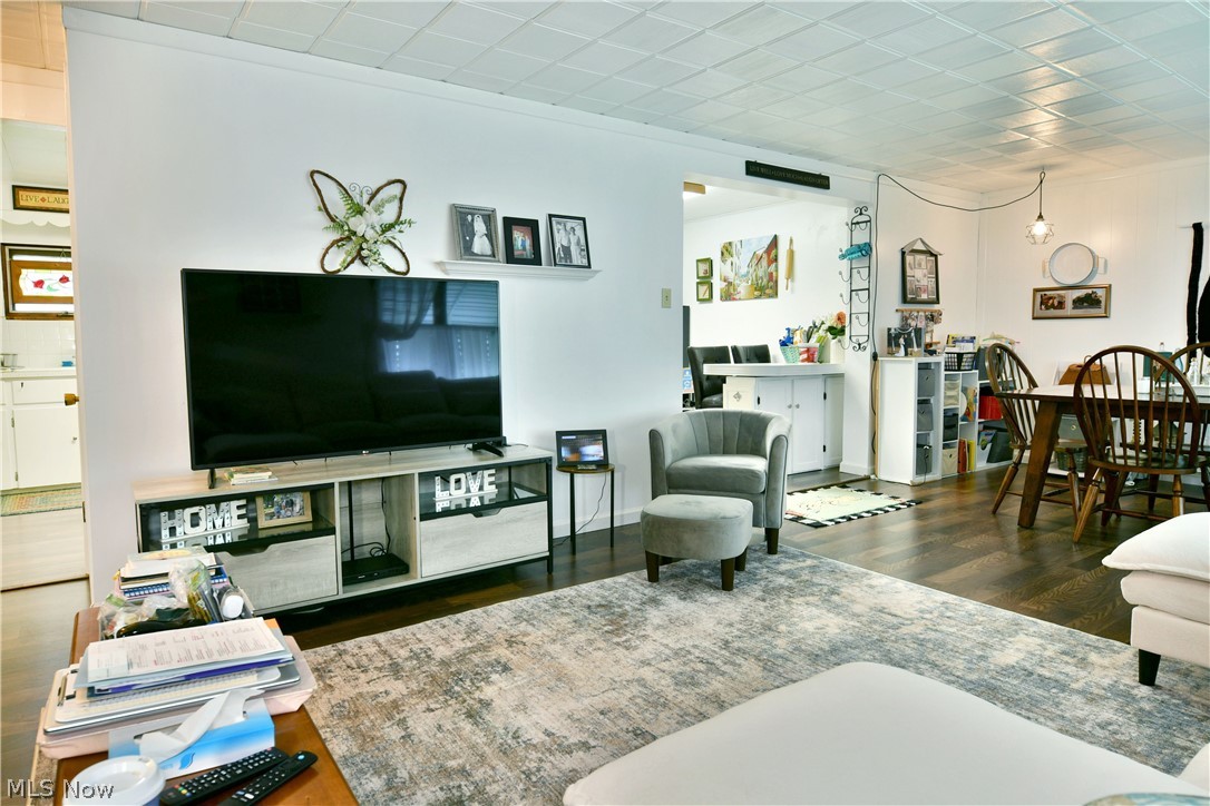 230 High Avenue Niles OH 44446