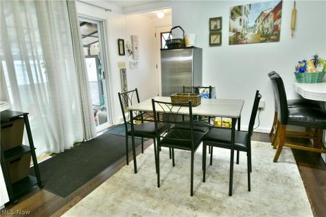 230 High Avenue Niles OH 44446