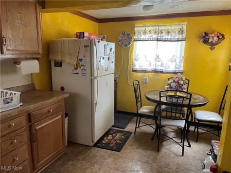152 Regent Street Youngstown OH 44507