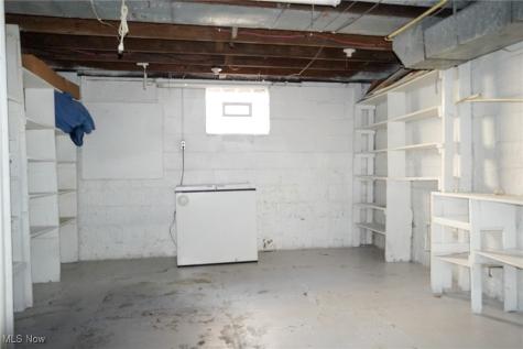 48 20th Street SW Barberton OH 44203