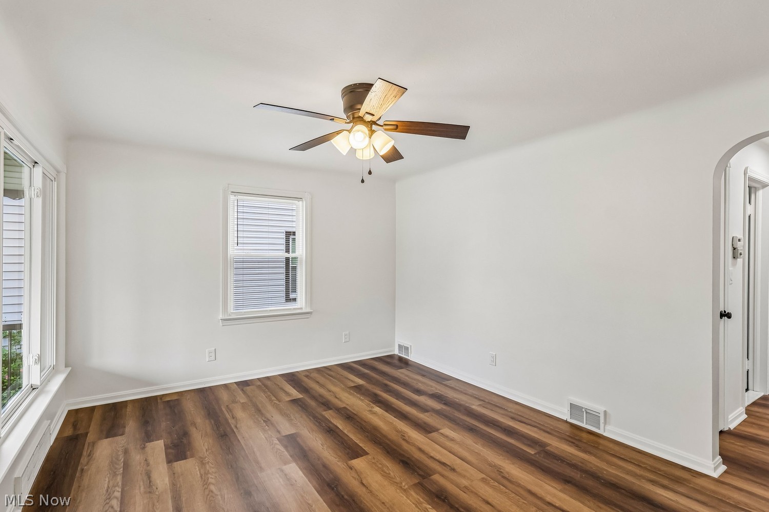 2907 Maplecrest Avenue Parma OH 44134