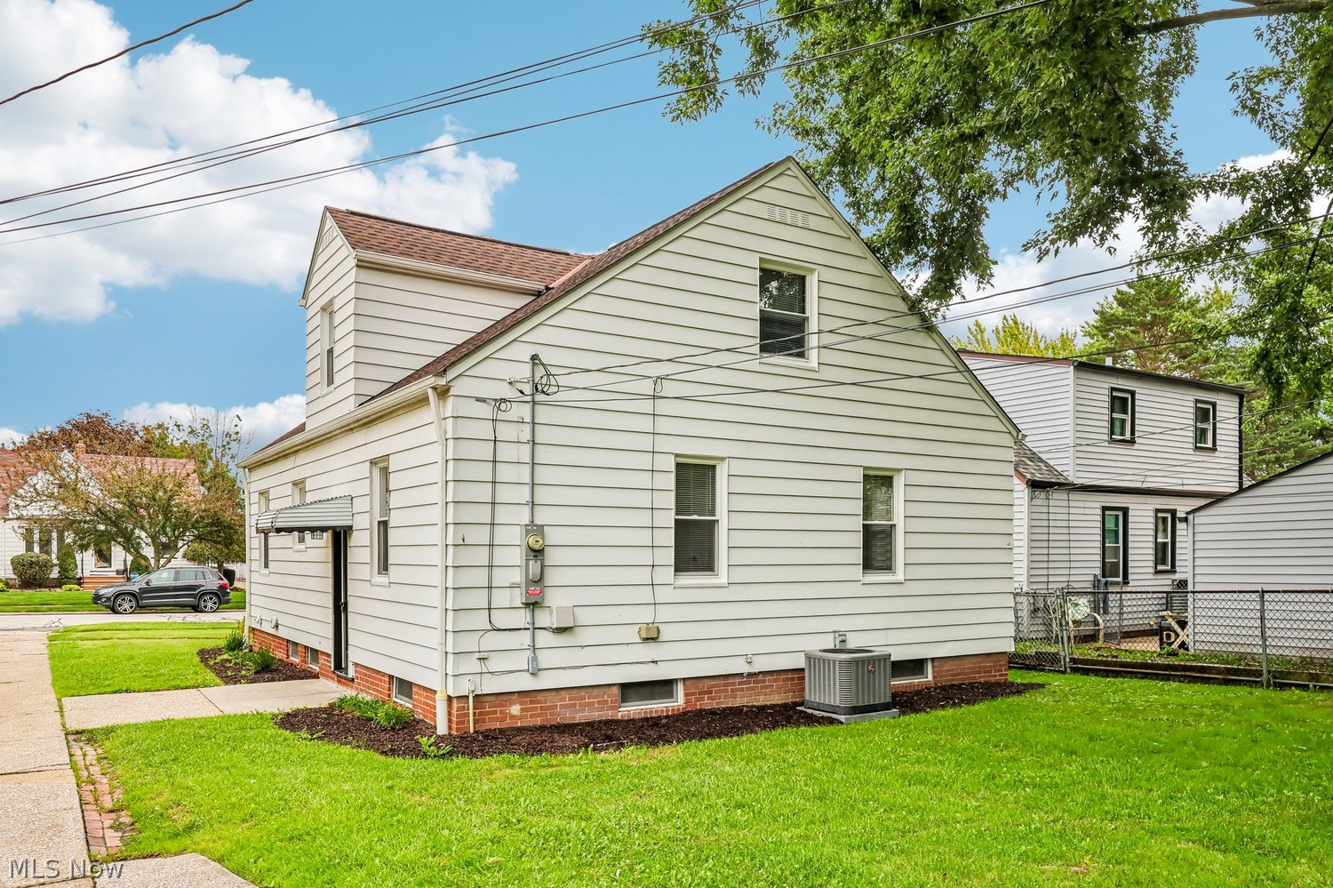2907 Maplecrest Avenue Parma OH 44134