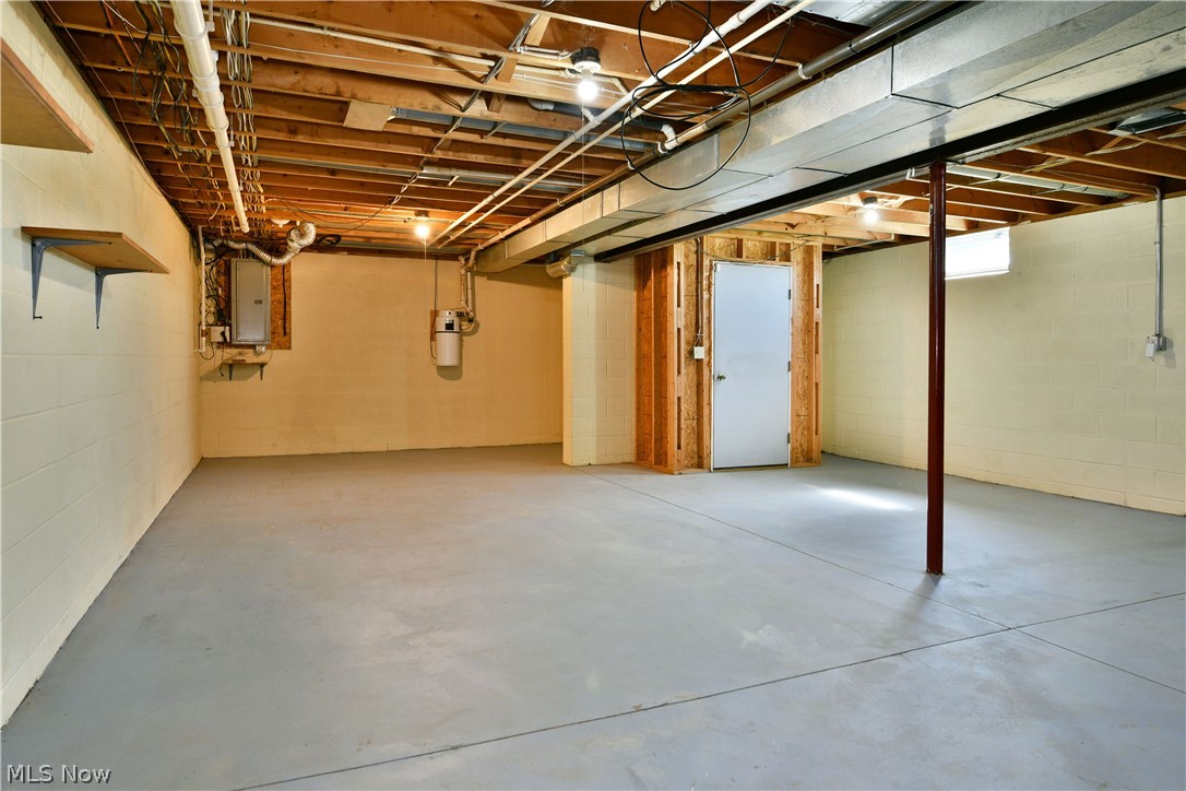 6525 Duck Creek Road Berlin Center OH 44401