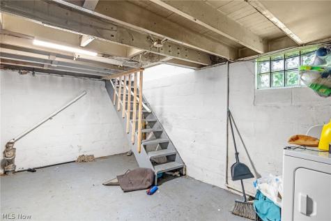1228 Beardsley Street Akron OH 44301