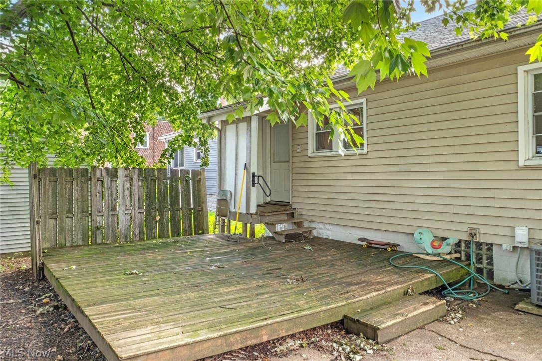 1228 Beardsley Street Akron OH 44301