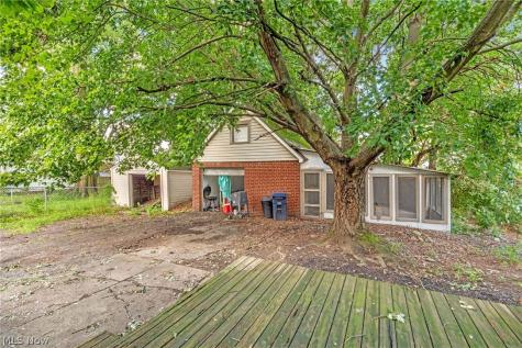 1228 Beardsley Street Akron OH 44301