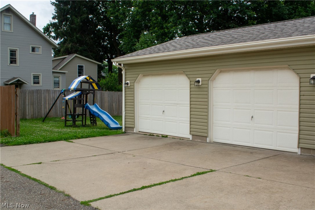 602 S Mill Street Louisville OH 44641