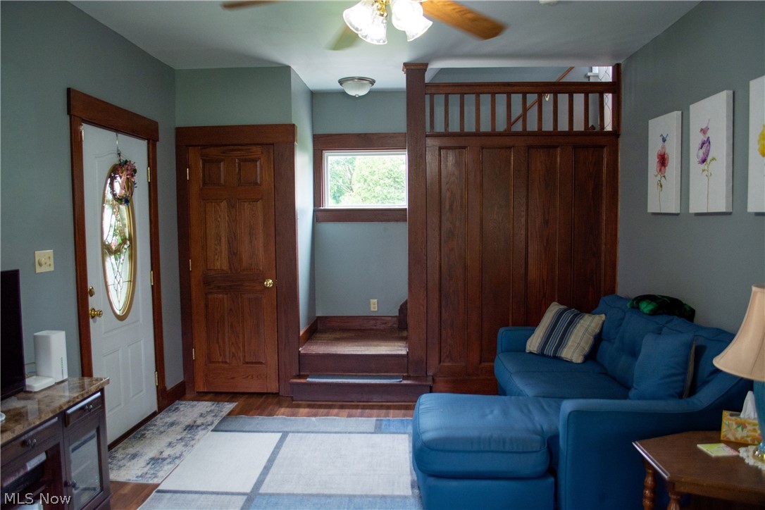 602 S Mill Street Louisville OH 44641