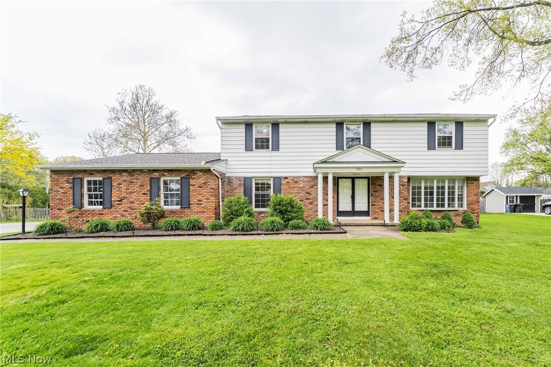 1622 Seven Oaks Drive Lyndhurst OH 44124