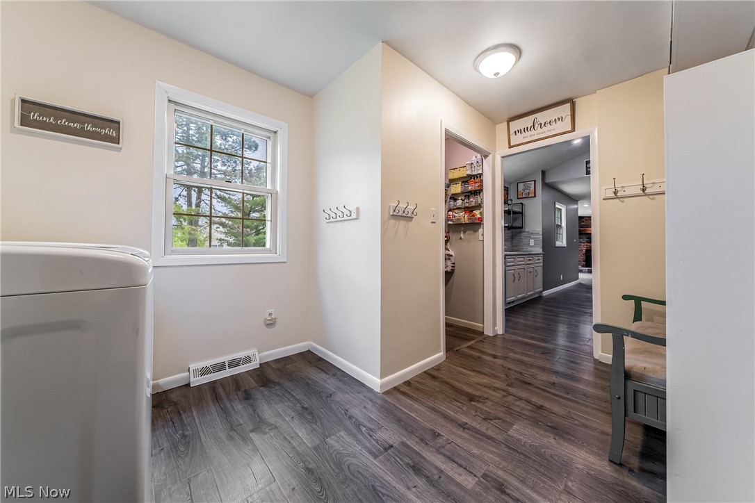 1622 Seven Oaks Drive Lyndhurst OH 44124
