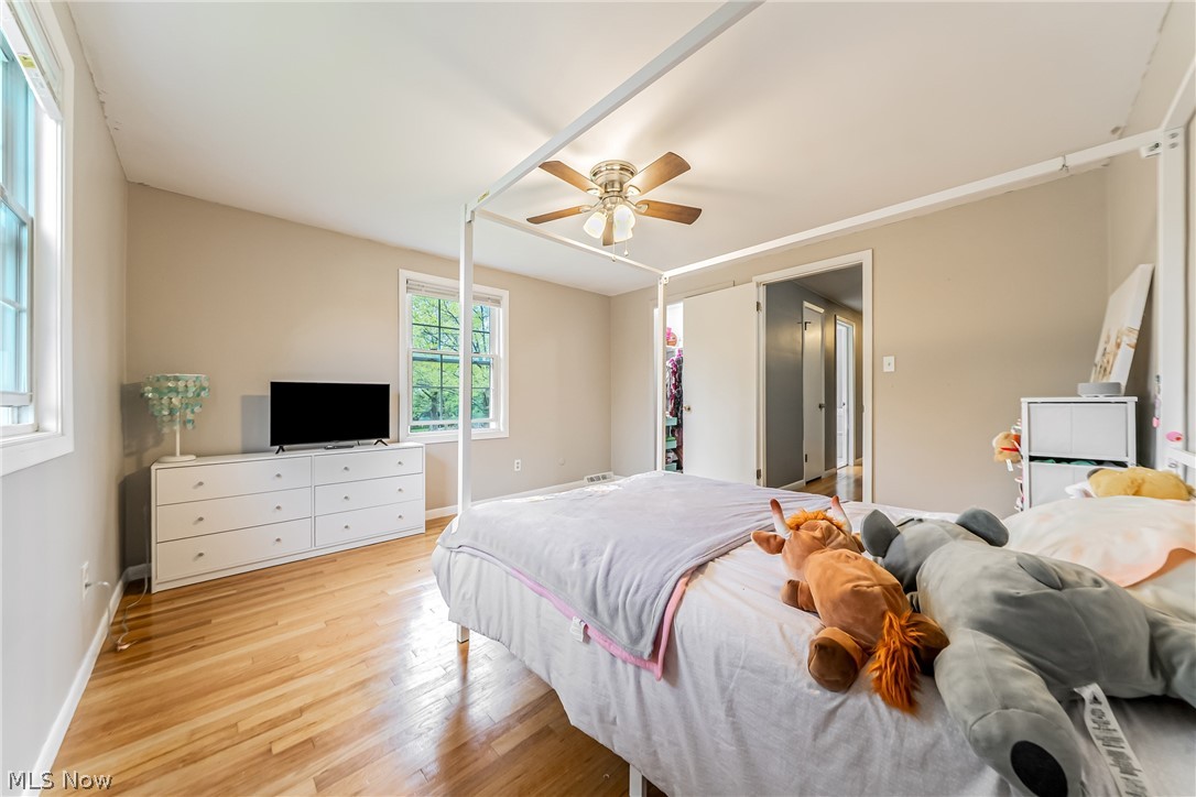 1622 Seven Oaks Drive Lyndhurst OH 44124