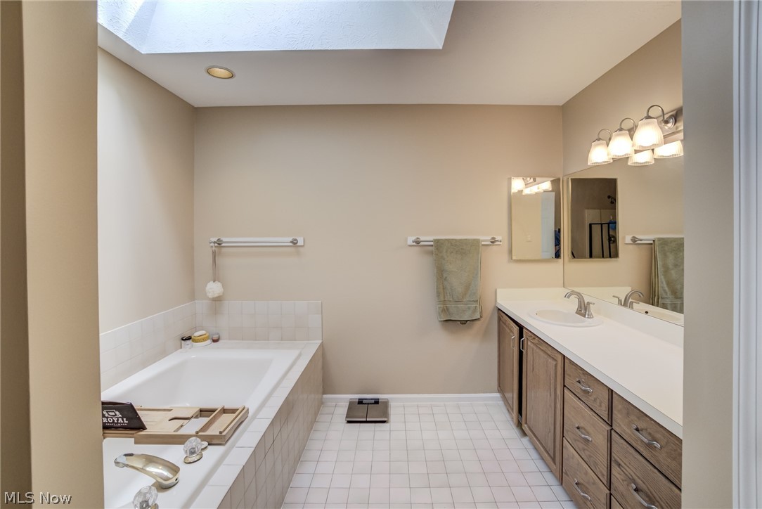 7901 Pettibone Road Chagrin Falls OH 44023