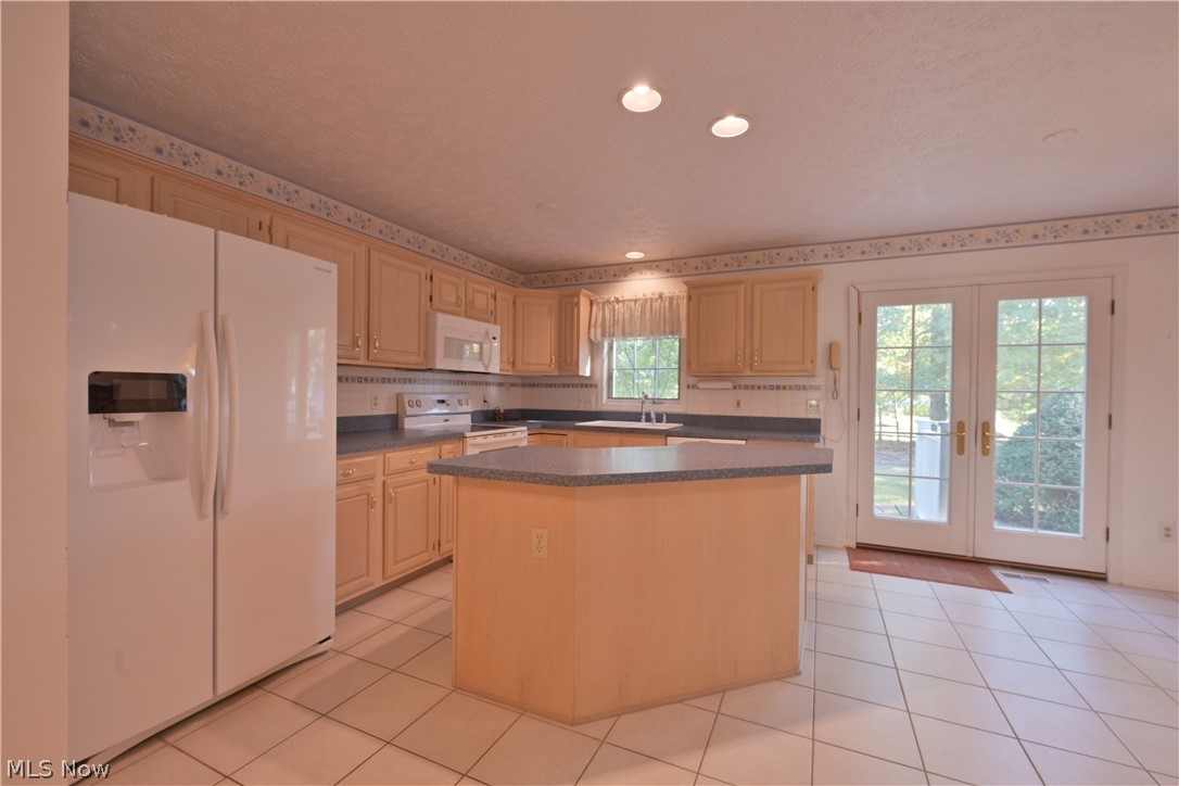 371 Avon Point Road Avon Lake OH 44012