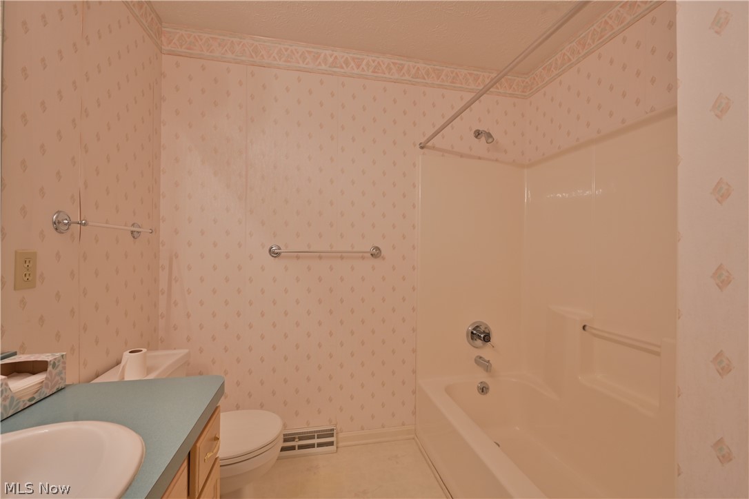 371 Avon Point Road Avon Lake OH 44012