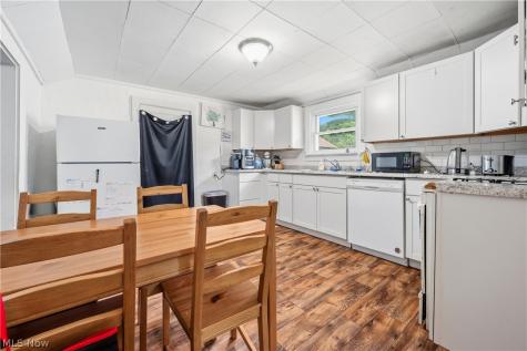1476 Kracker Street NW Massillon OH 44646