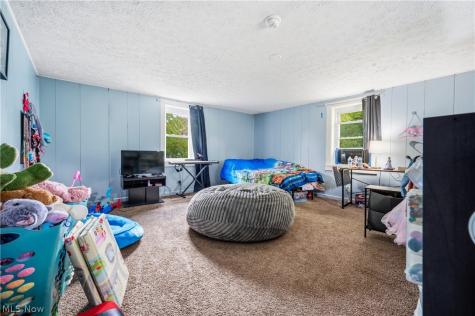 1476 Kracker Street NW Massillon OH 44646