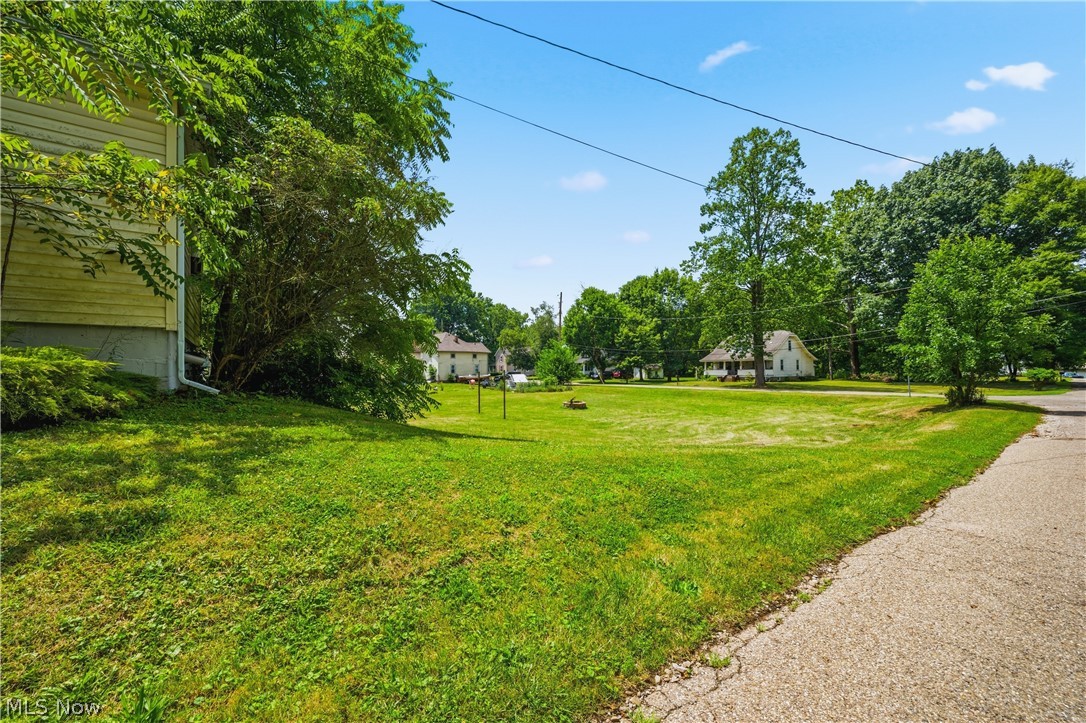 1476 Kracker Street NW Massillon OH 44646
