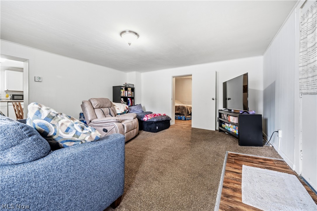 1476 Kracker Street NW Massillon OH 44646