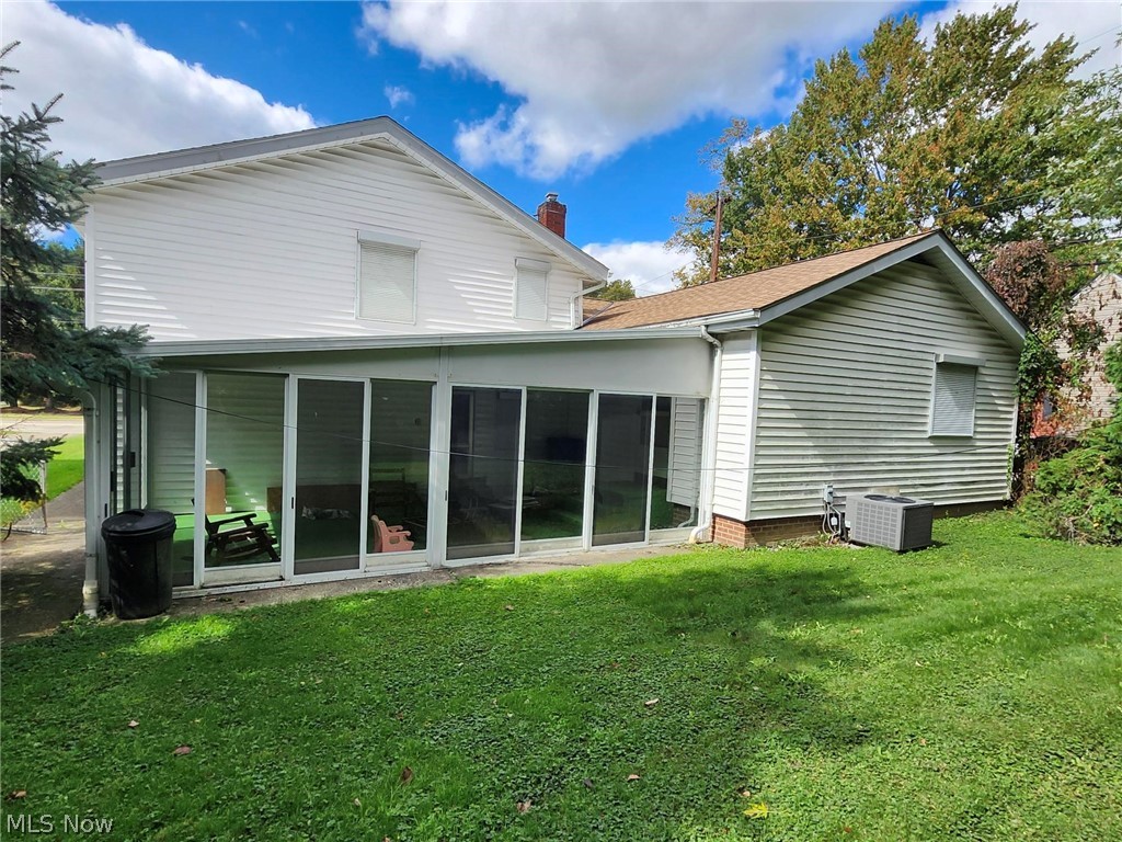 4413 Green Road Warrensville Heights OH 44128