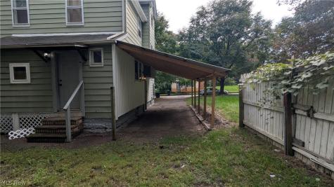 385 Campbell Street Akron OH 44307
