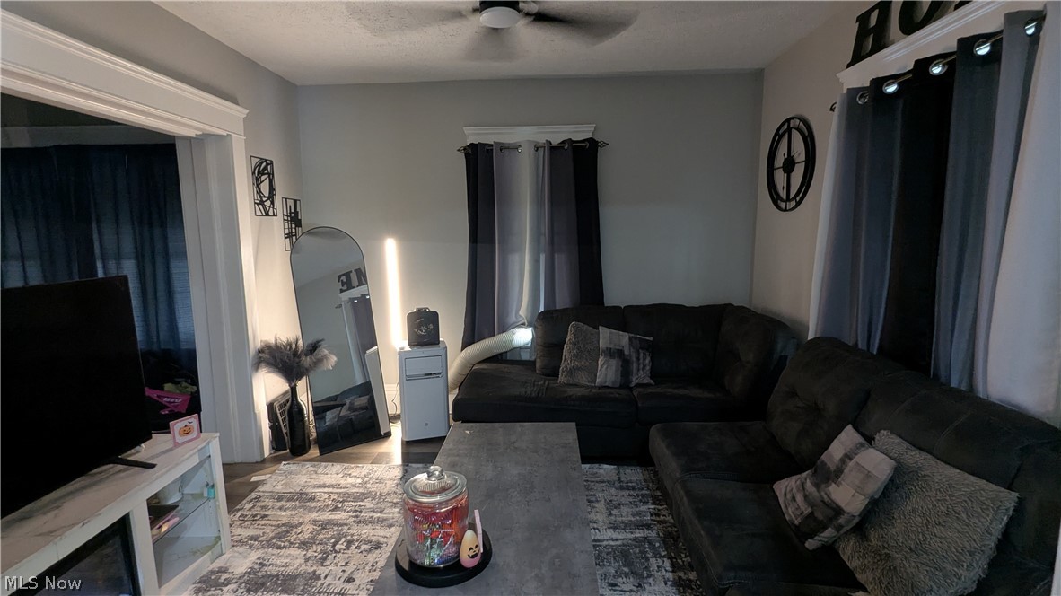 385 Campbell Street Akron OH 44307