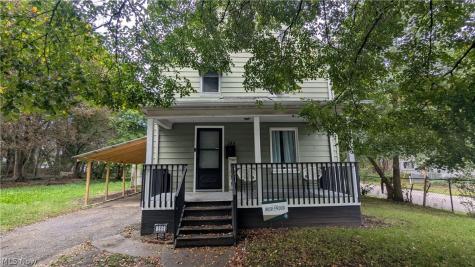 385 Campbell Street Akron OH 44307