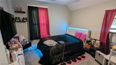 385 Campbell Street Akron OH 44307