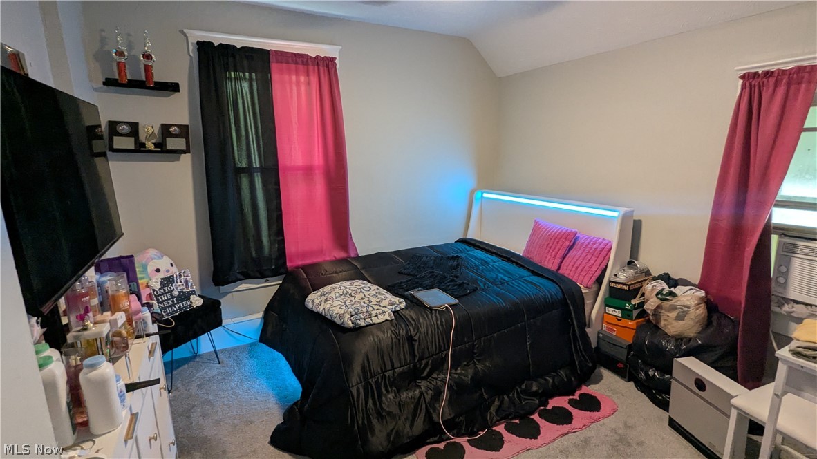 385 Campbell Street Akron OH 44307