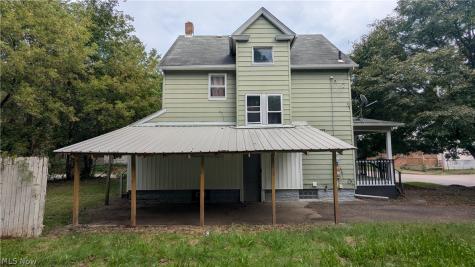 385 Campbell Street Akron OH 44307