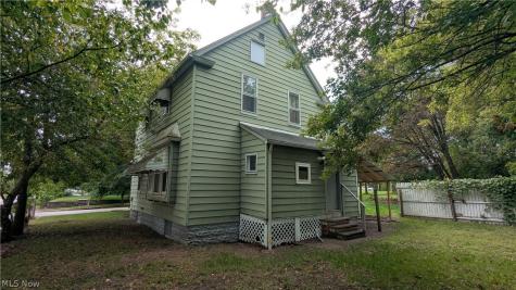 385 Campbell Street Akron OH 44307