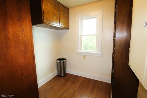 543 W Maple Street North Canton OH 44720