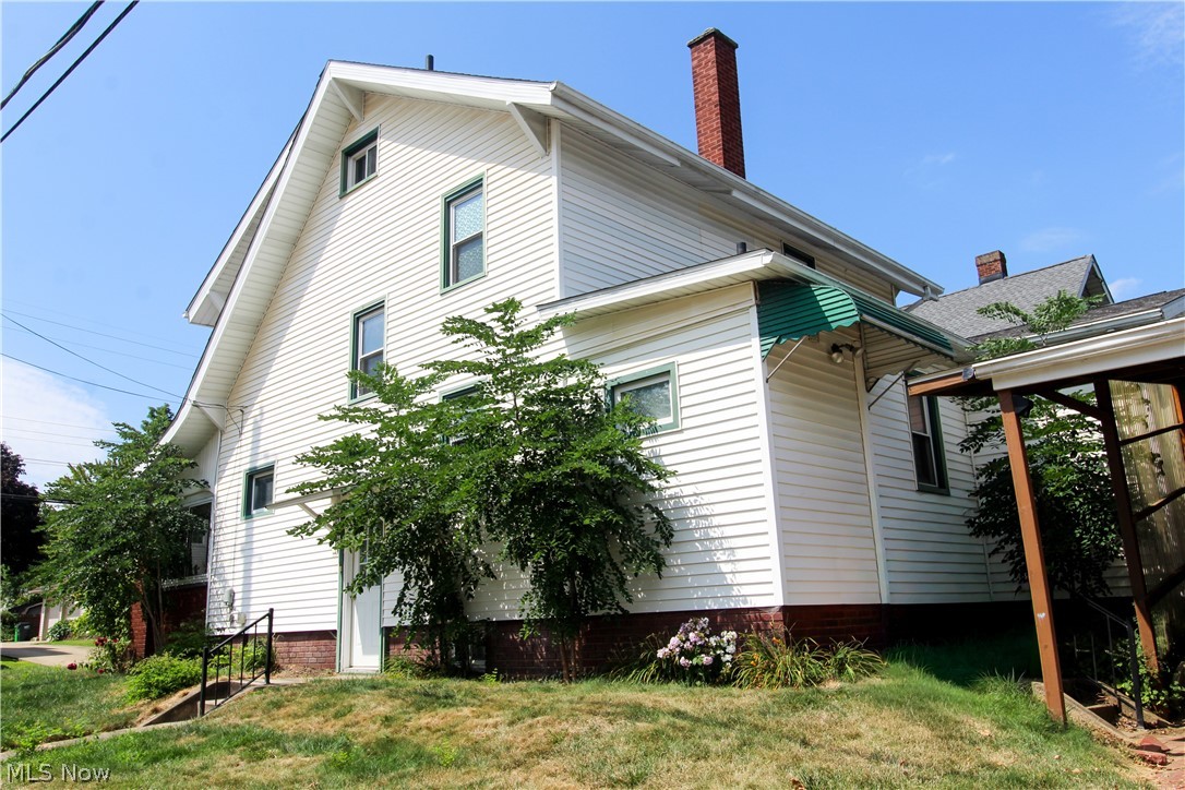 543 W Maple Street North Canton OH 44720