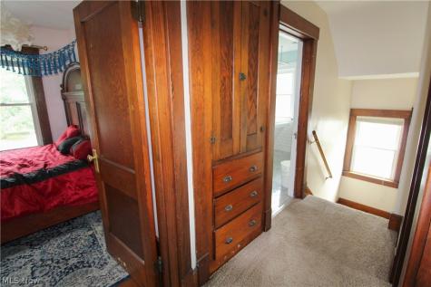 543 W Maple Street North Canton OH 44720
