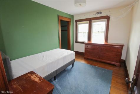 543 W Maple Street North Canton OH 44720
