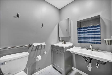 1350 Saffron Drive West Salem OH 44287