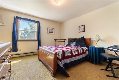 517 Winston Avenue NE North Canton OH 44720