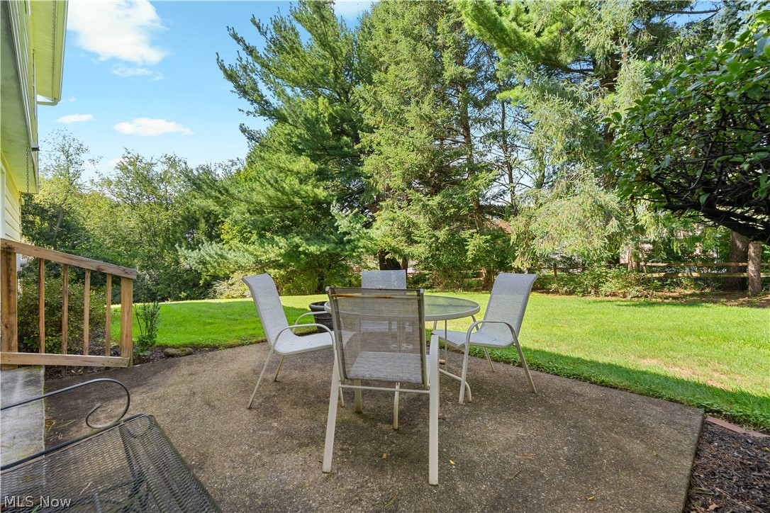 517 Winston Avenue NE North Canton OH 44720