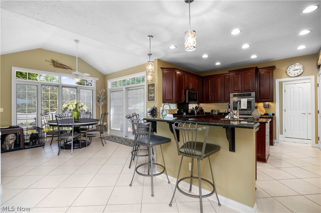 1443 Stone Court Westlake OH 44145