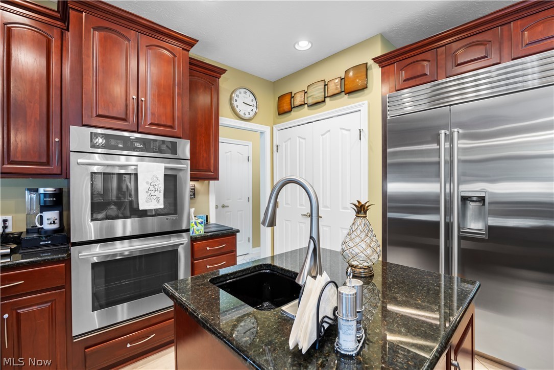 1443 Stone Court Westlake OH 44145