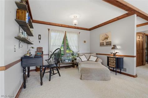 37 Apache Trail Malvern OH 44644