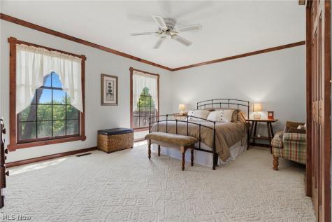 37 Apache Trail Malvern OH 44644