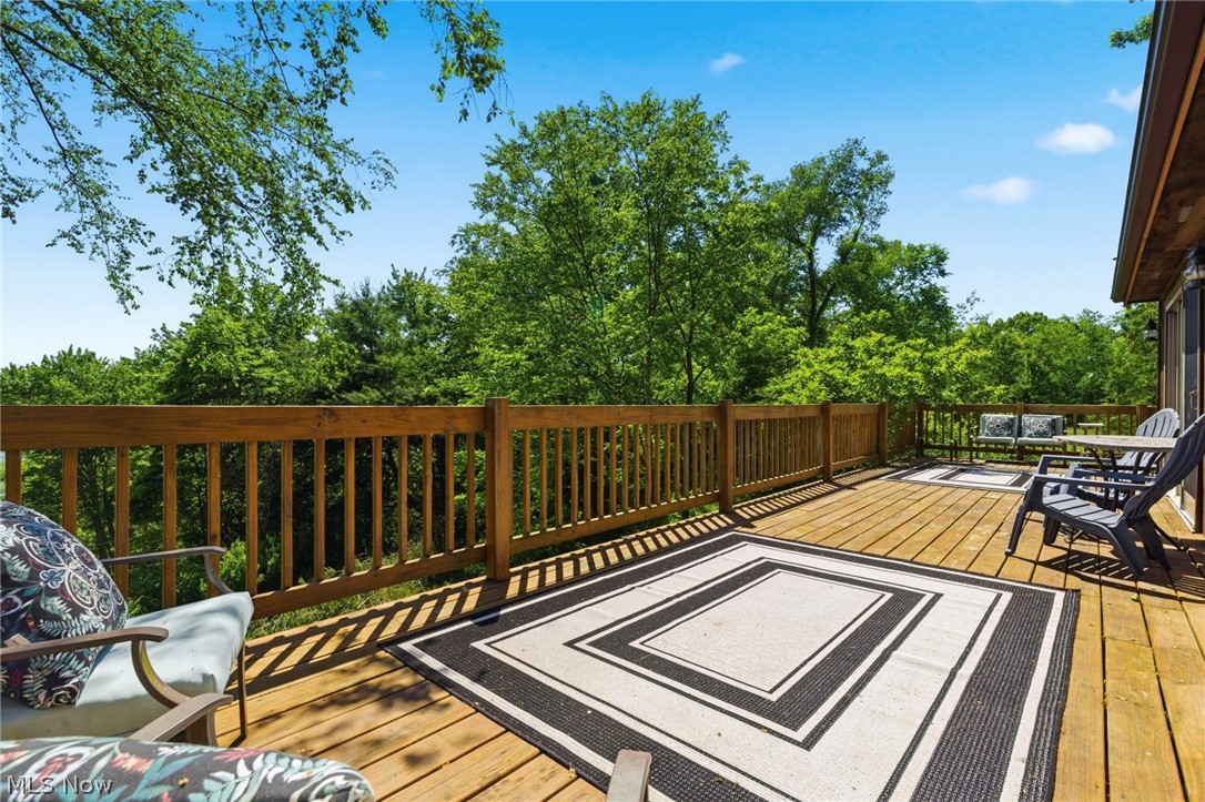 37 Apache Trail Malvern OH 44644
